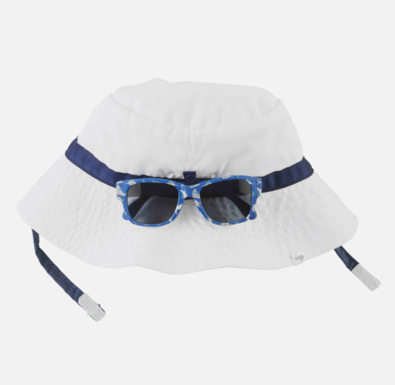 White Bucket Hat and Sunnies